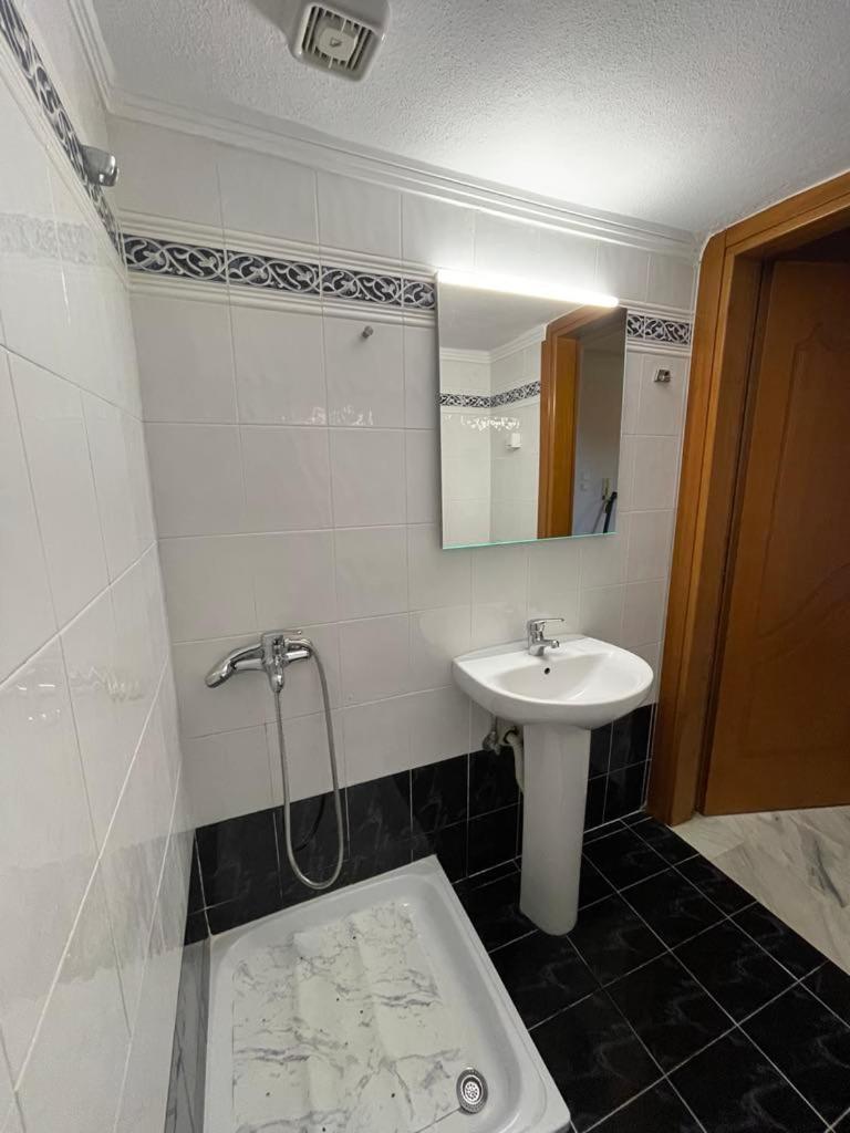 Maria'S Central Apartment Ксанти Экстерьер фото