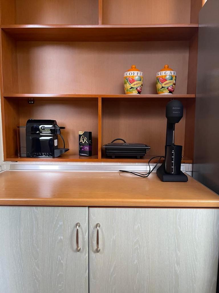 Maria'S Central Apartment Ксанти Экстерьер фото